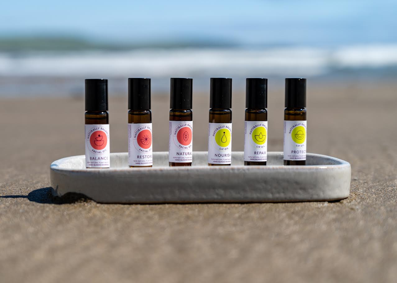 Naturally Balanced Lip Oil - Nourish 10ml