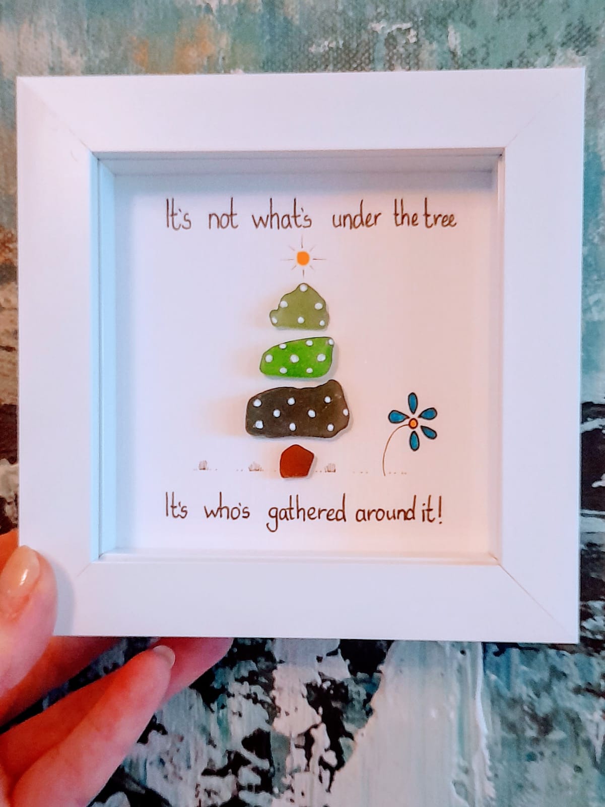 Beachjules - Its not what's under the tree .. Its who's gathered around it!