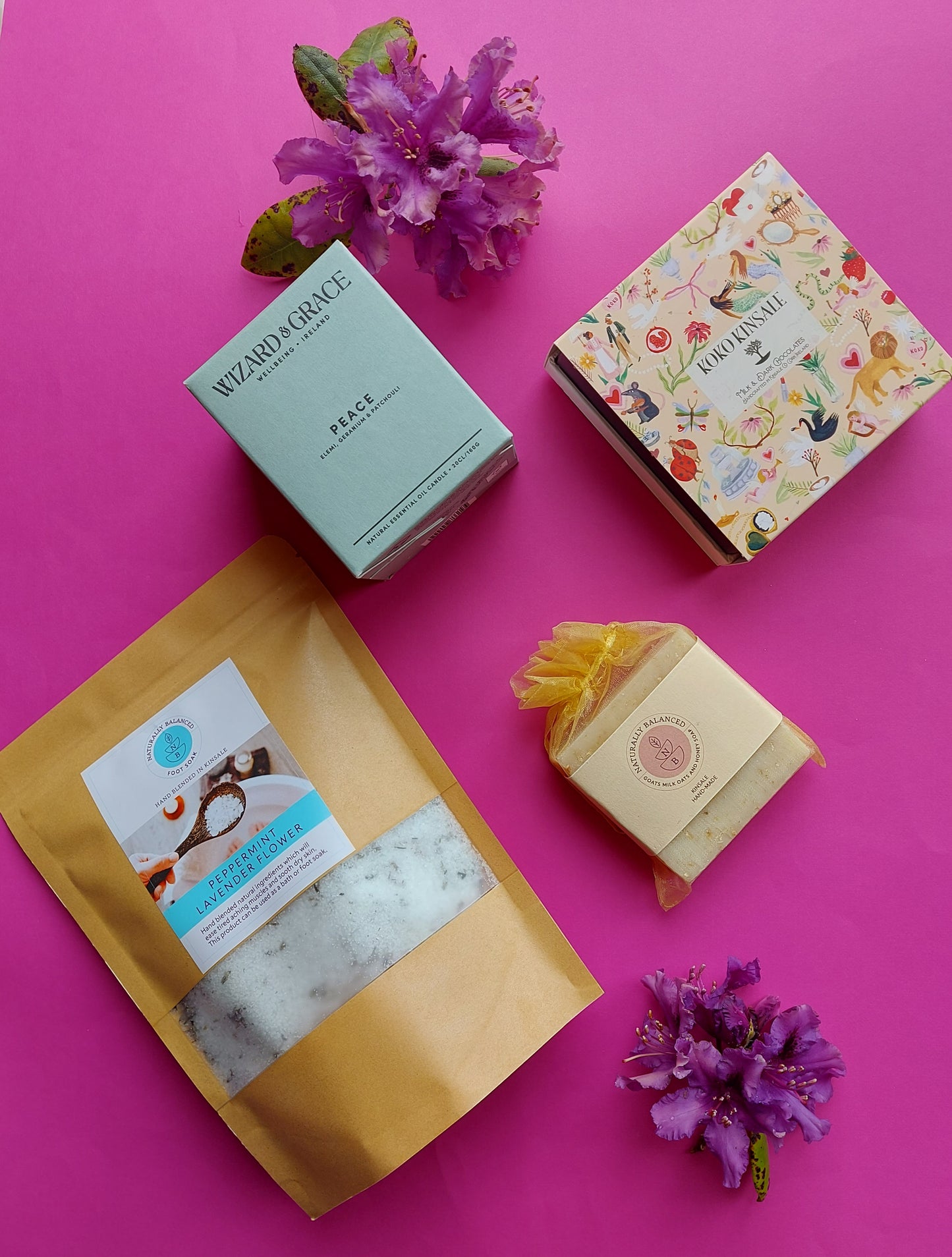 The Mná Gift Box