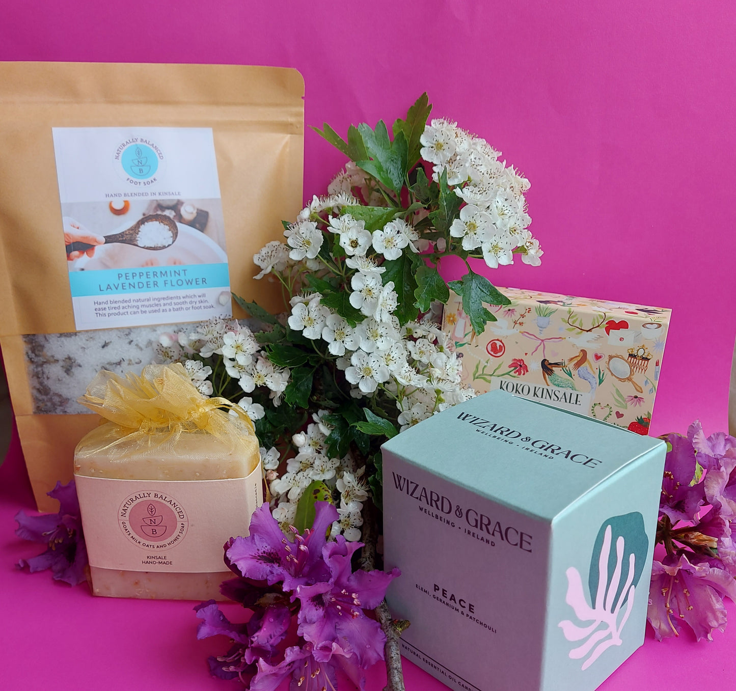 The Mná Gift Box