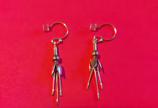 Croi Fuchsia Flower Silver Dangle Earrings